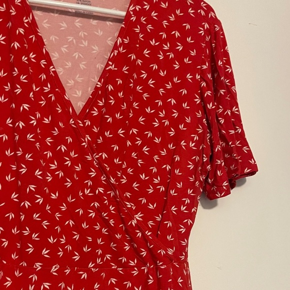 41 Hawthorn Red Patterned Midi Dress - Picture 3 of 4